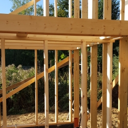 Tømrerarbejde i Roslev – opbygning af huset skelet